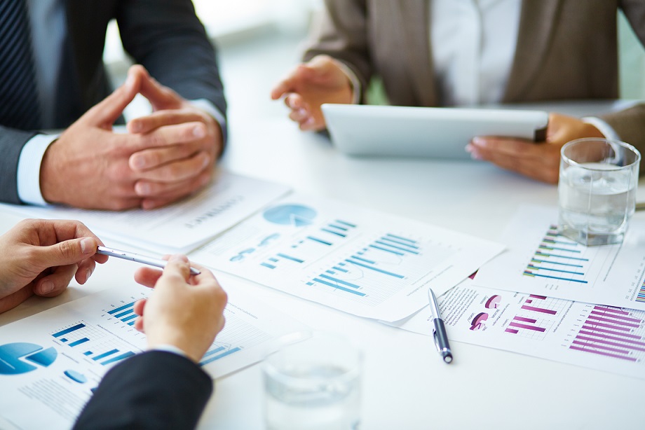 INNOVAGES CONSULTING Equipo